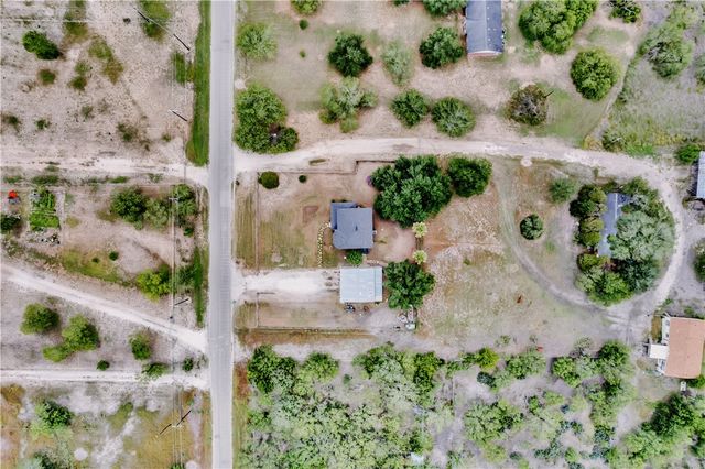 389 County Road 3075, Orange Grove, TX 78372