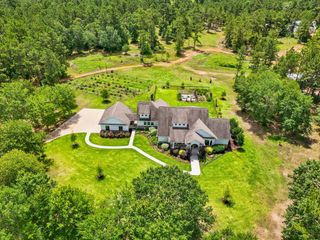 17772 W Terrace Oaks, Waller, TX 77484
