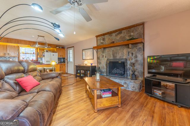 300 Sandy Gap Road, Murphy, NC 28906