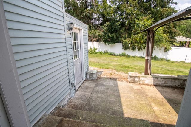 4116 VALLEYVIEW RD, Harrisburg, PA 17112
