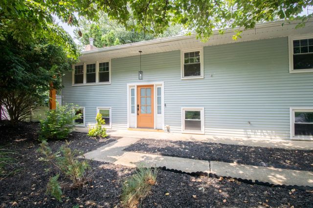 4116 VALLEYVIEW RD, Harrisburg, PA 17112