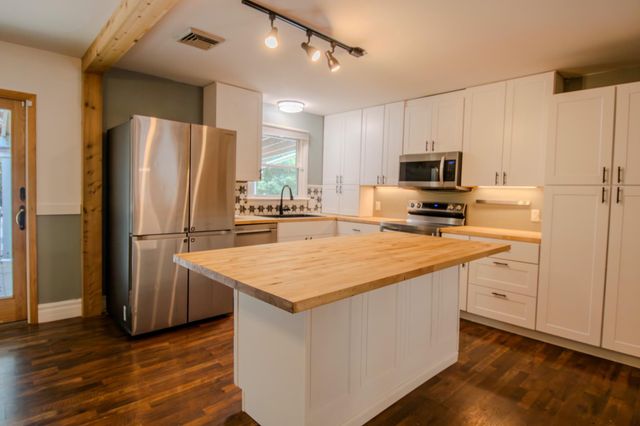 4116 VALLEYVIEW RD, Harrisburg, PA 17112