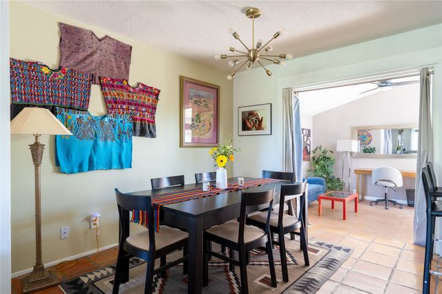 2702 Plazuela Serena, Santa Fe, NM 87505