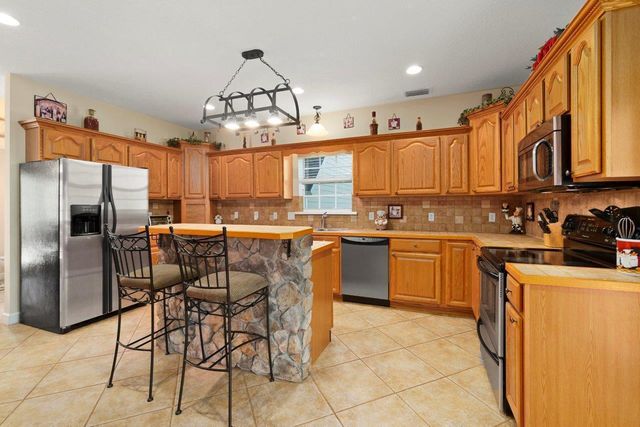 405 SE Salerno Road, Stuart, FL 34997