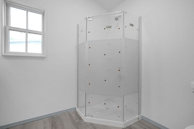 15 Stewart Avenue, London, OH 43140