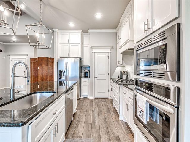 1614 Skyler Way, Norman, OK 73072