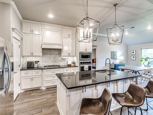 1614 Skyler Way, Norman, OK 73072