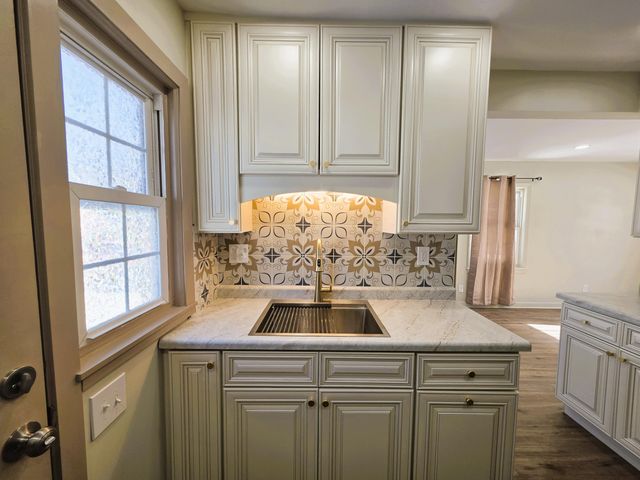 301 Belden Place, Munster, IN 46321