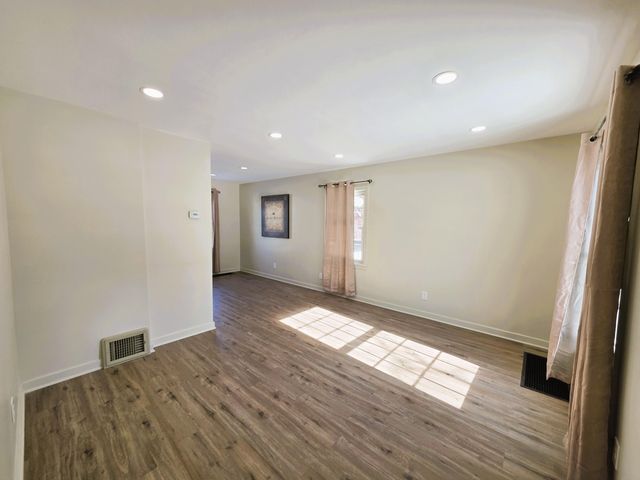 301 Belden Place, Munster, IN 46321