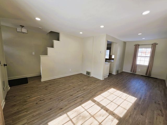 301 Belden Place, Munster, IN 46321