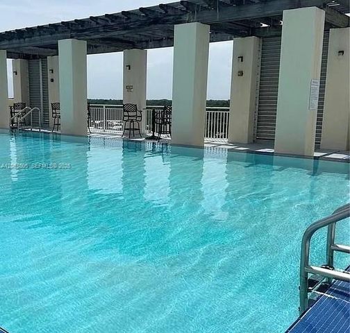 7275 SW 90th Street C413, Miami, FL 33156