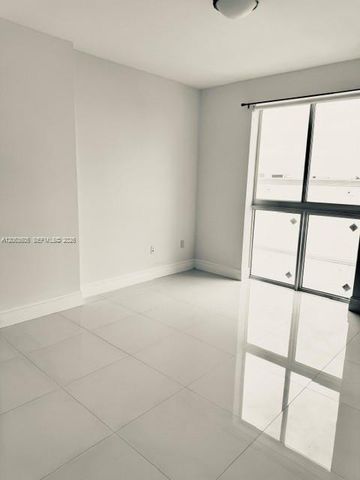 7275 SW 90th Street C413, Miami, FL 33156