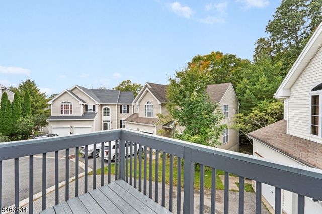 47 Winding Hill Dr, Mount Olive Twp., NJ 07840