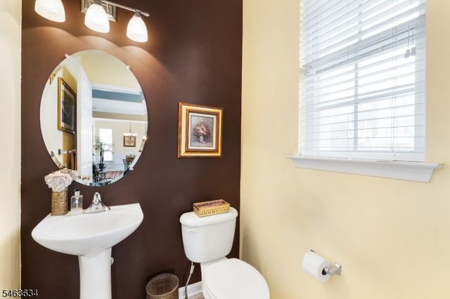 47 Winding Hill Dr, Mount Olive Twp., NJ 07840