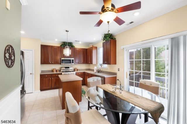 47 Winding Hill Dr, Mount Olive Twp., NJ 07840