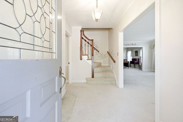 1154 Glenwood Drive, Gainesville, GA 30501