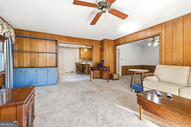 1154 Glenwood Drive, Gainesville, GA 30501