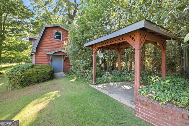 1154 Glenwood Drive, Gainesville, GA 30501