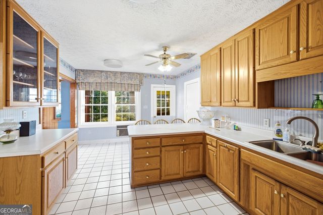 1154 Glenwood Drive, Gainesville, GA 30501