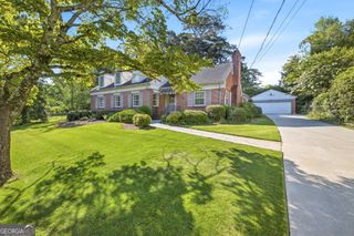 1154 Glenwood Drive, Gainesville, GA 30501