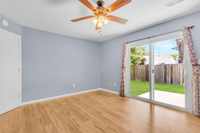 988 Nabors Drive, Charleston, SC 29412