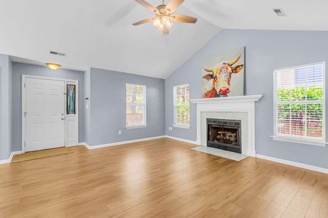 988 Nabors Drive, Charleston, SC 29412