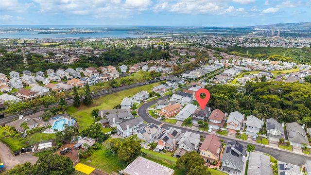 98-1860-J Kaahumanu Street 52, Pearl City, HI 96782