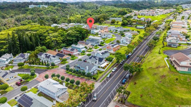 98-1860-J Kaahumanu Street 52, Pearl City, HI 96782