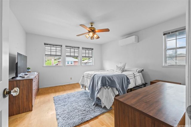 98-1860-J Kaahumanu Street 52, Pearl City, HI 96782