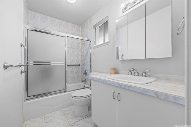 98-1860-J Kaahumanu Street 52, Pearl City, HI 96782