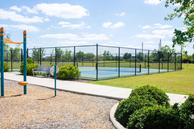 4103 Shackleton Court, Iowa Colony, TX 77583