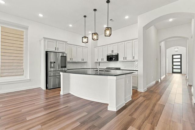 4103 Shackleton Court, Iowa Colony, TX 77583