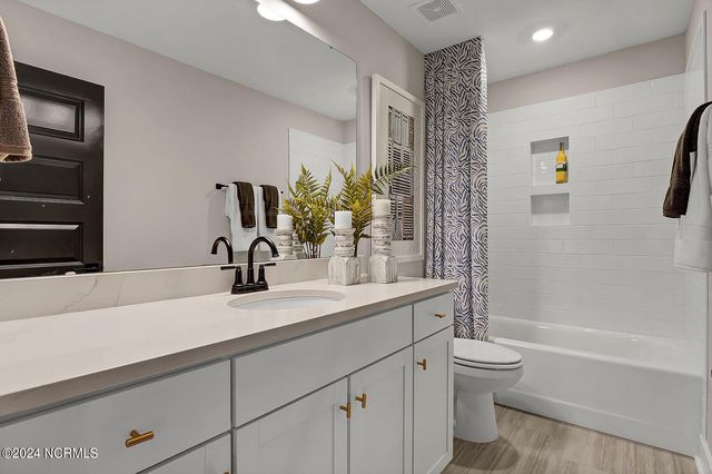 8913 Peplow Place, Wilmington, NC 28411