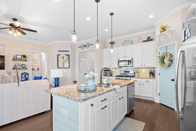 2001 Silver Island Way, Murrells Inlet, SC 29576