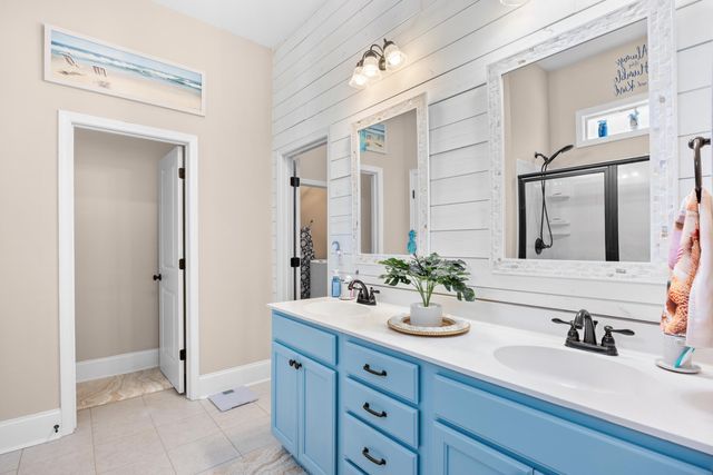 2001 Silver Island Way, Murrells Inlet, SC 29576