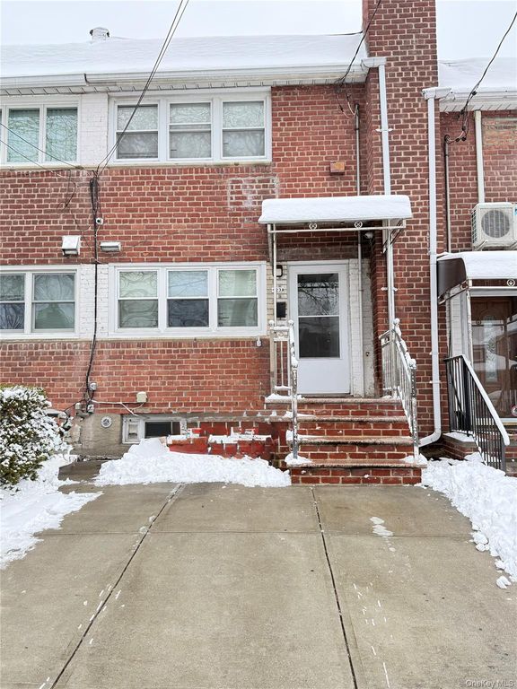 923A 128th Street, College Point, NY 11356