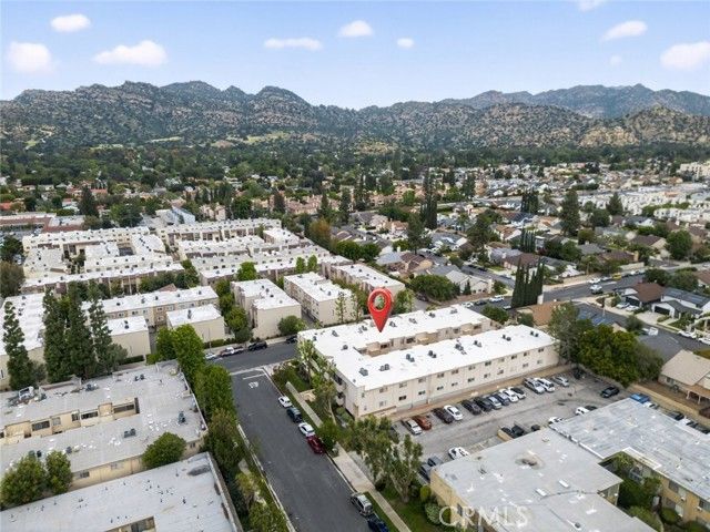 9950 Jordan Avenue 10, Chatsworth (los Angeles), CA 91311