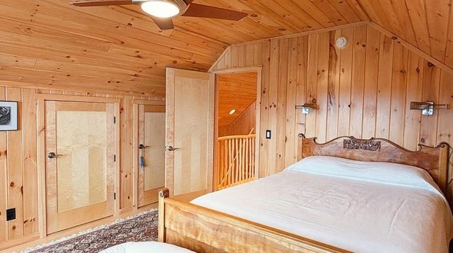 8442 Hwy. 24, Cook, MN 55723