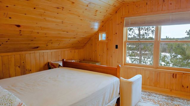 8442 Hwy. 24, Cook, MN 55723