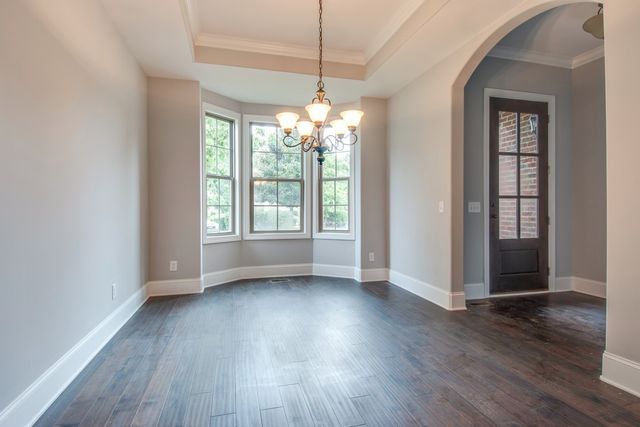 705 Harpeth Knoll Ct, Nashville, TN 37221