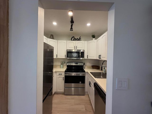 180 Cypress Club Drive 815, Pompano Beach, FL 33060