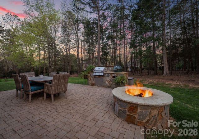 3016 Stanbury Drive, Matthews, NC 28104