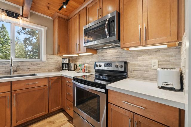 459 Dean Way, Arnold, CA 95223