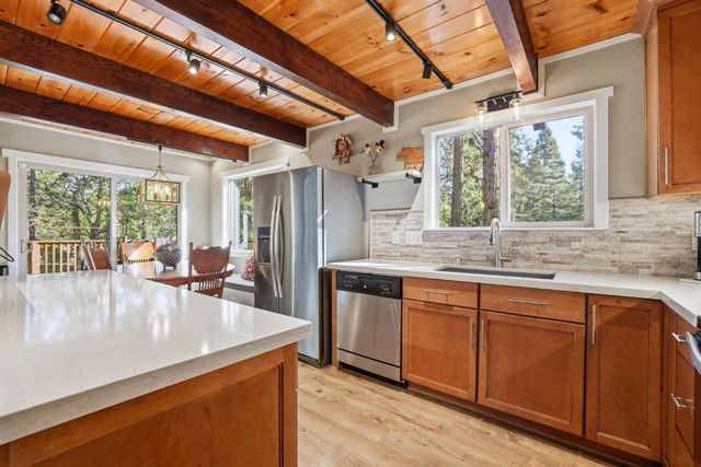 459 Dean Way, Arnold, CA 95223