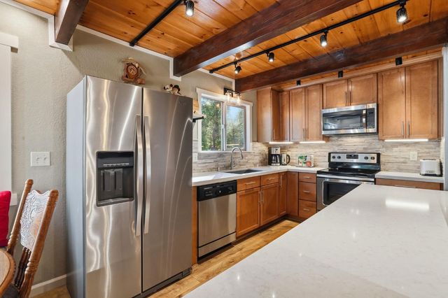 459 Dean Way, Arnold, CA 95223