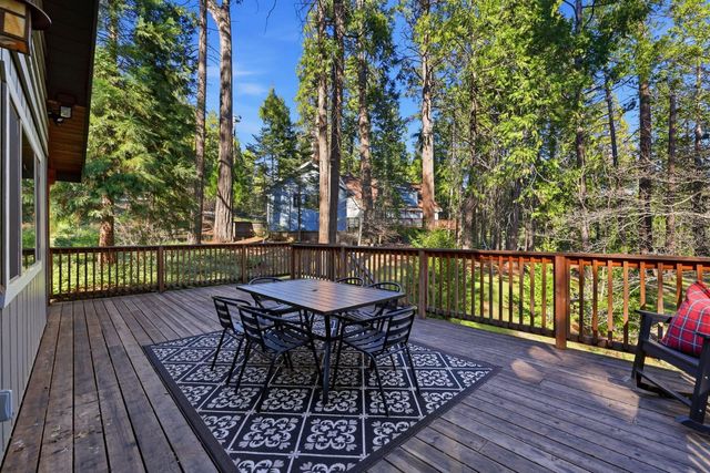 459 Dean Way, Arnold, CA 95223