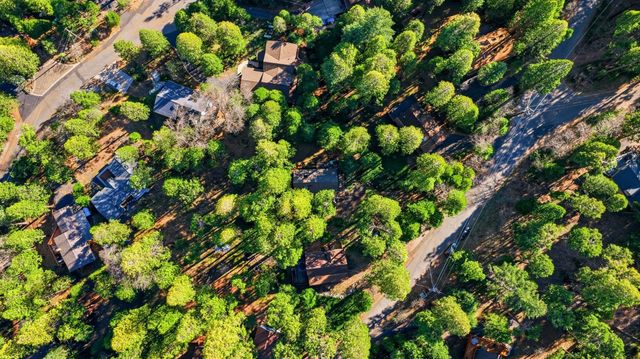 459 Dean Way, Arnold, CA 95223