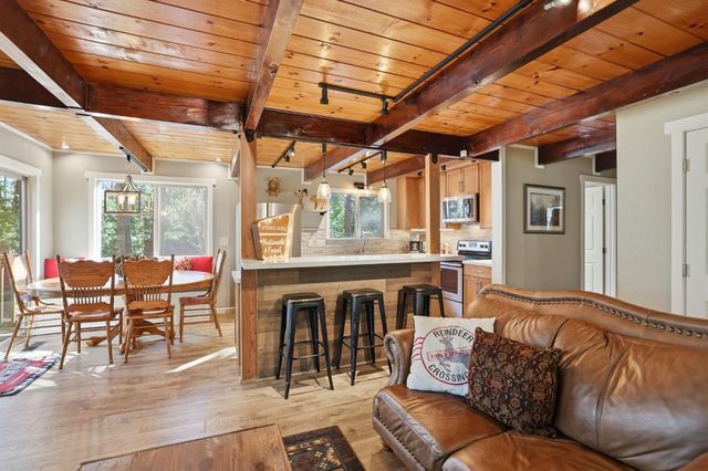 459 Dean Way, Arnold, CA 95223