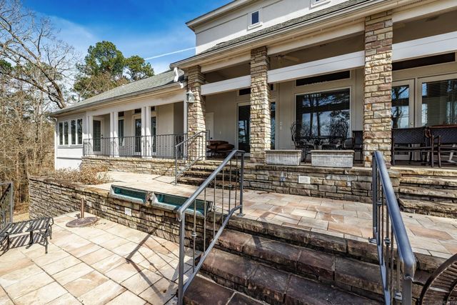 10 Granada Lane, Hot Springs Village, AR 71909