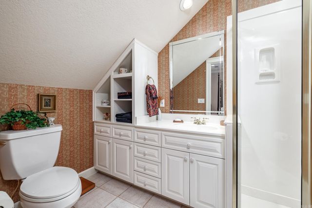 10 Granada Lane, Hot Springs Village, AR 71909